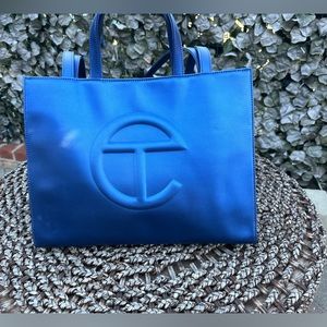 Medium shopper with long and short handles